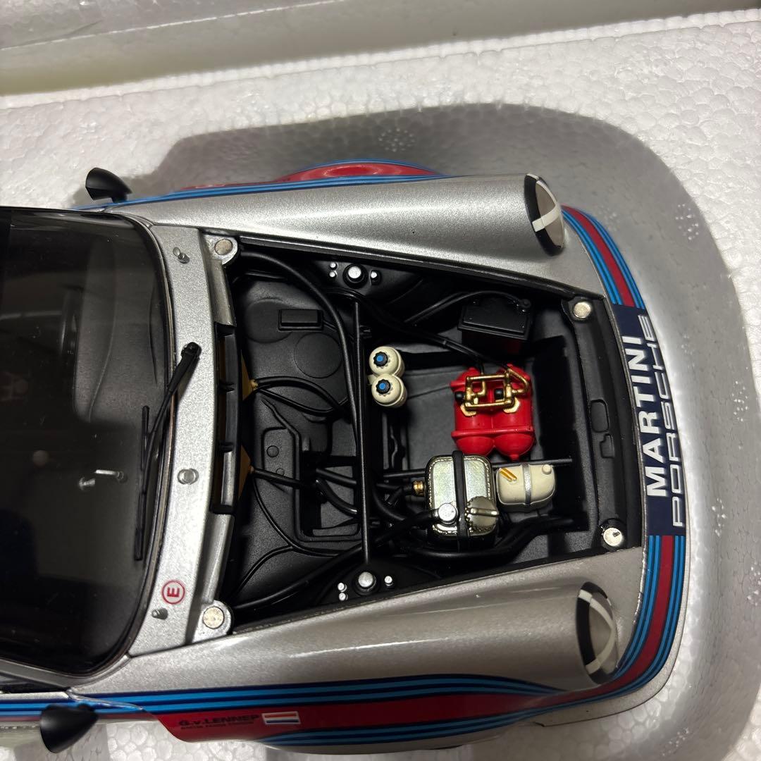 ミニカー Porsche 911 Carrera RSR Turbo 2.1 1/18
