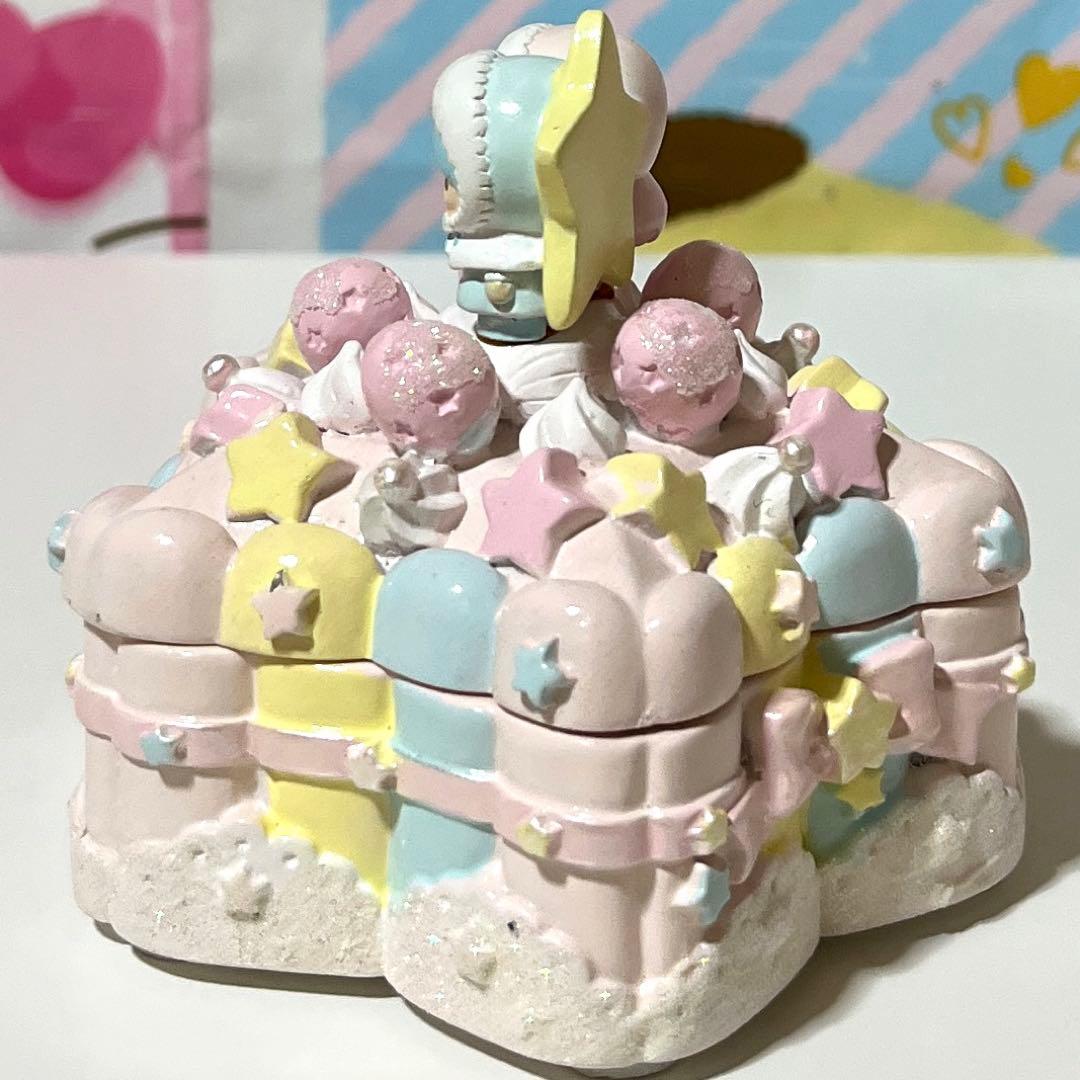 キキララ ケーキ型小物入れ