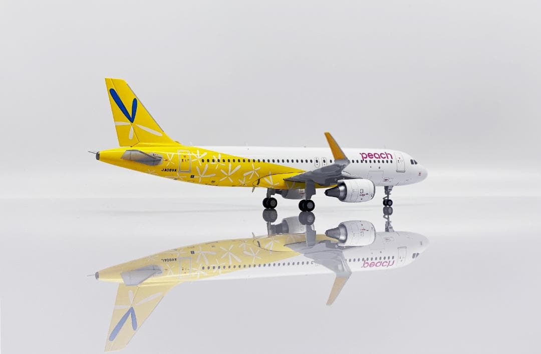 航空機・ヘリコプター Peach A320 JA08VA 1/200
