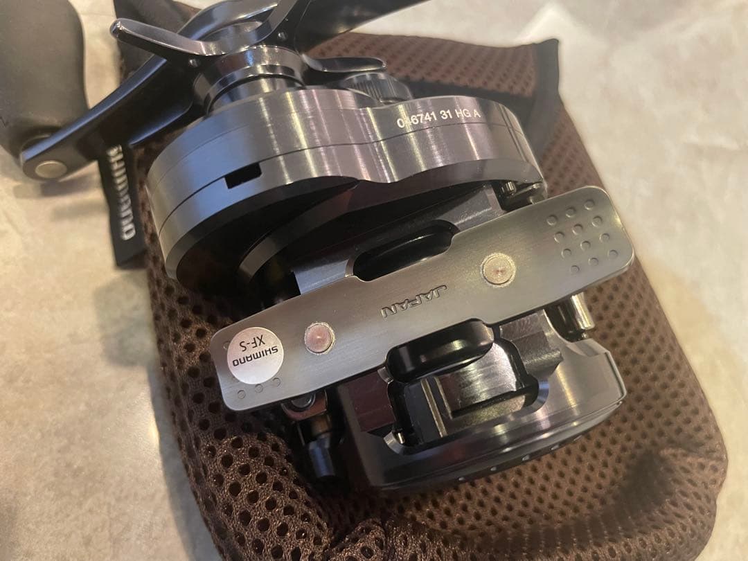 リール SHIMANO CALCUTTA CONQUEST 31HG