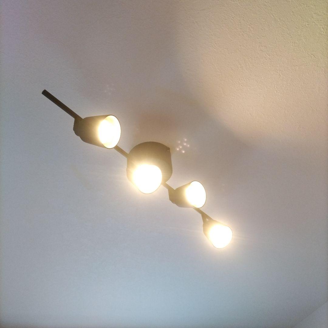 IKEA　クヌートボー　グレー　ほぼ使用せず　リモコンLED4灯付き