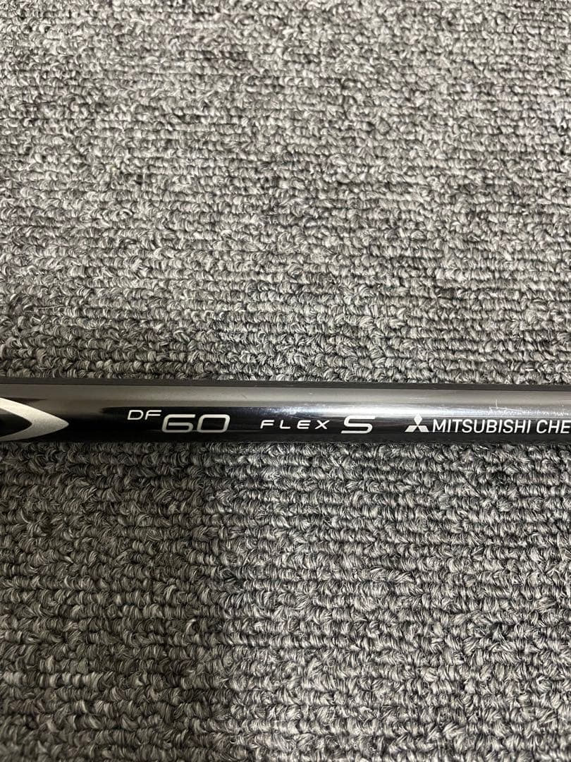 ディアマナDF60S ドライバー用　タイトリストスリーブ付