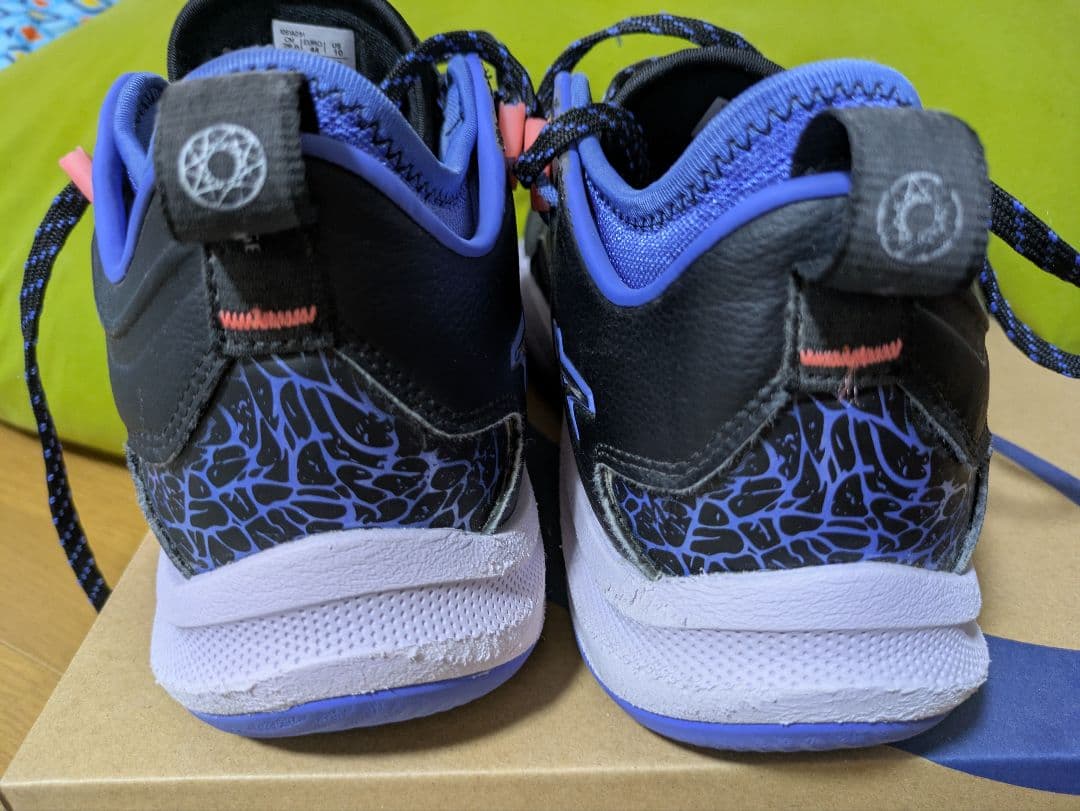 コルーさま専用　　　　　ASICS NOVA SURGE LOW2 28.0