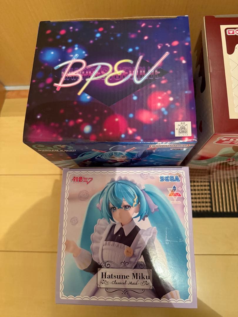 初音ミク ヴィンテージドール 雪ミク チロルミク メイド 白薔薇 ガンダム