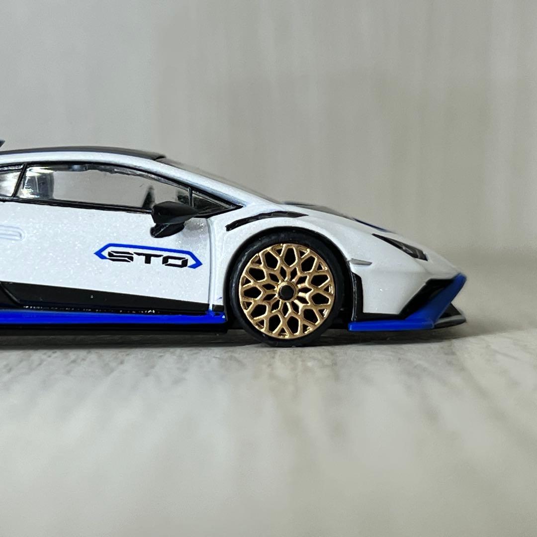 MINIGT ランボルギーニ ウラカン STO