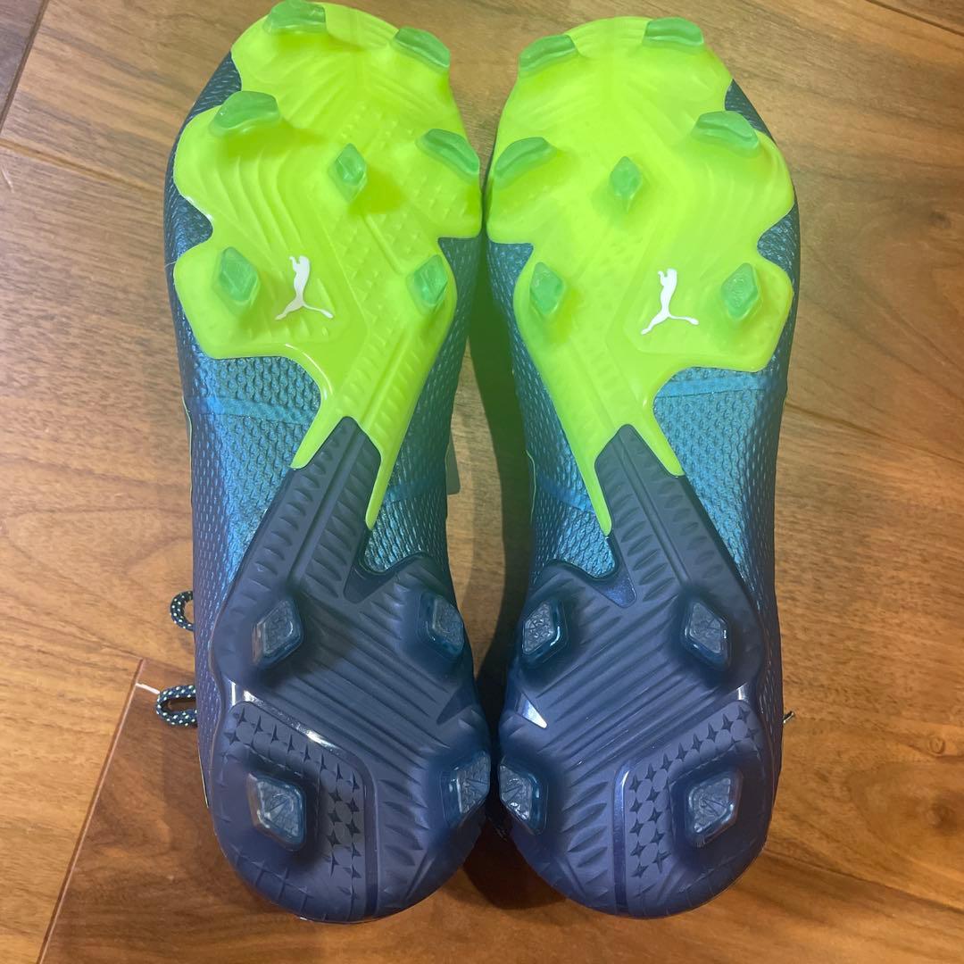 【新品】puma プーマ　サッカースパイク　future 107355-03