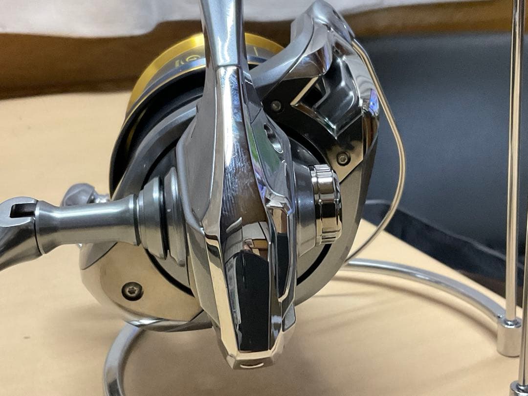 SHIMANO ２４’フリーゲンSD　本品未使用に近い