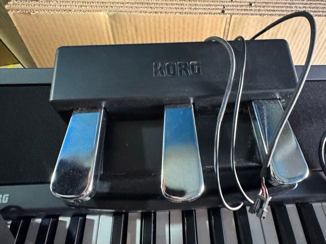 KORG 電子ピアノ B2+SP 88鍵 3ペダル付