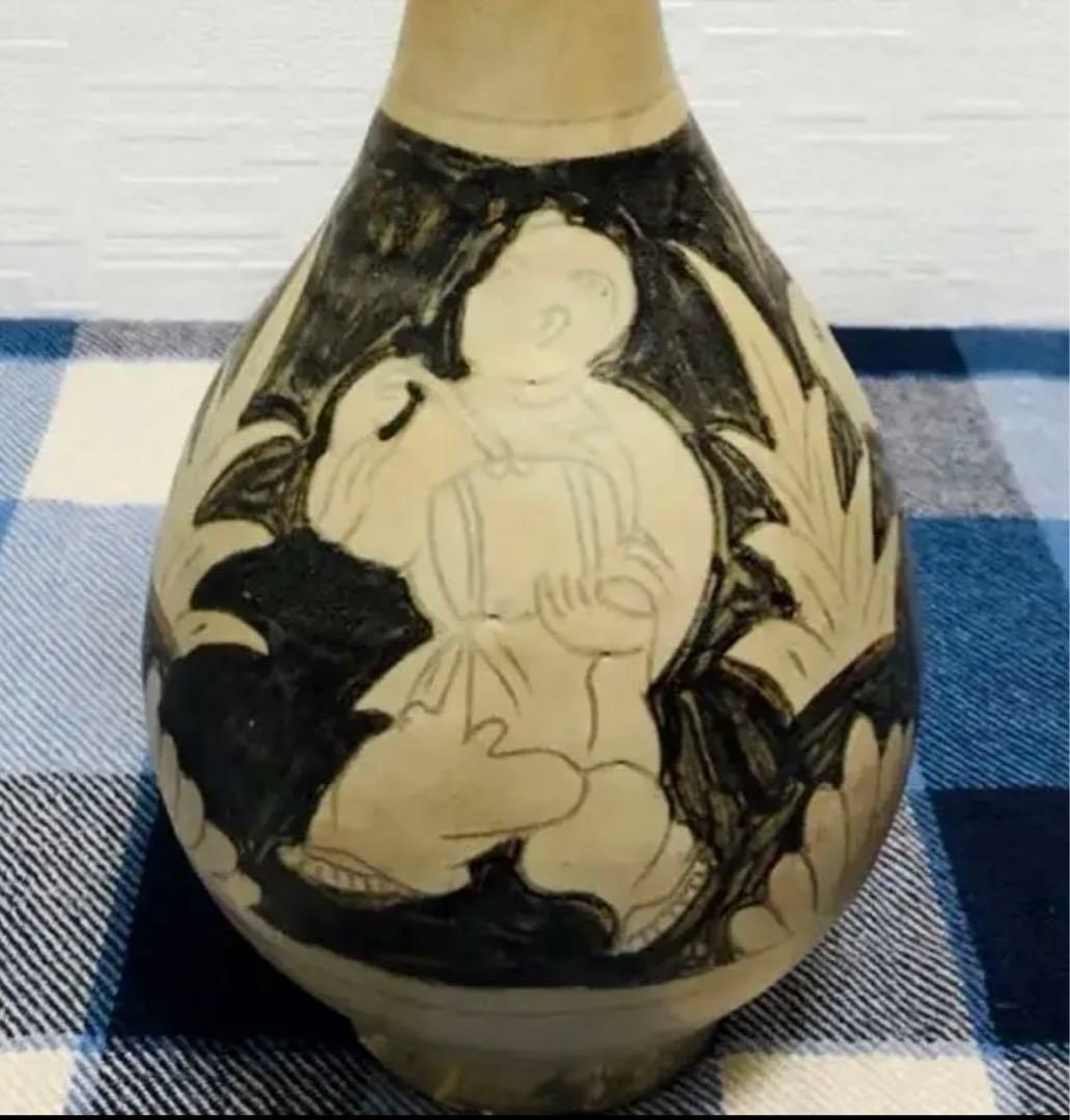 中国 骨董品 旧家蔵出し 磁州窯 鉄絵 刻划 唐童子文 瓶