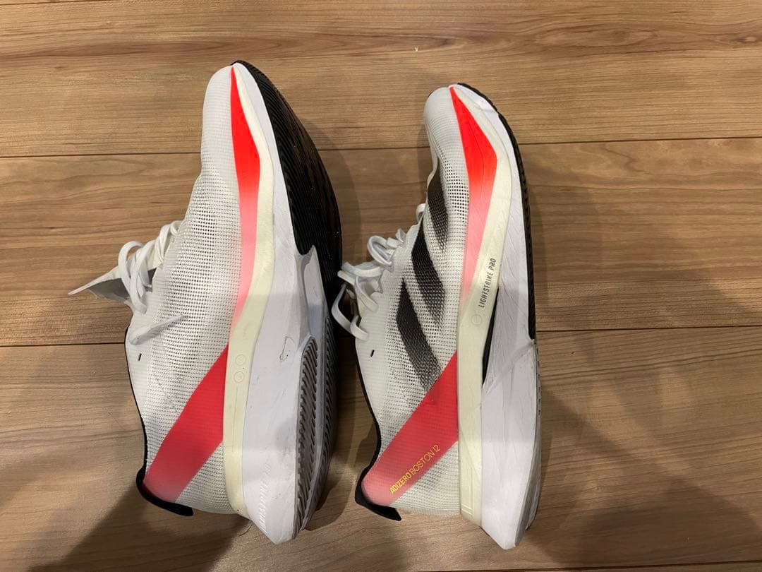 ADIZERO Boston12 27センチ