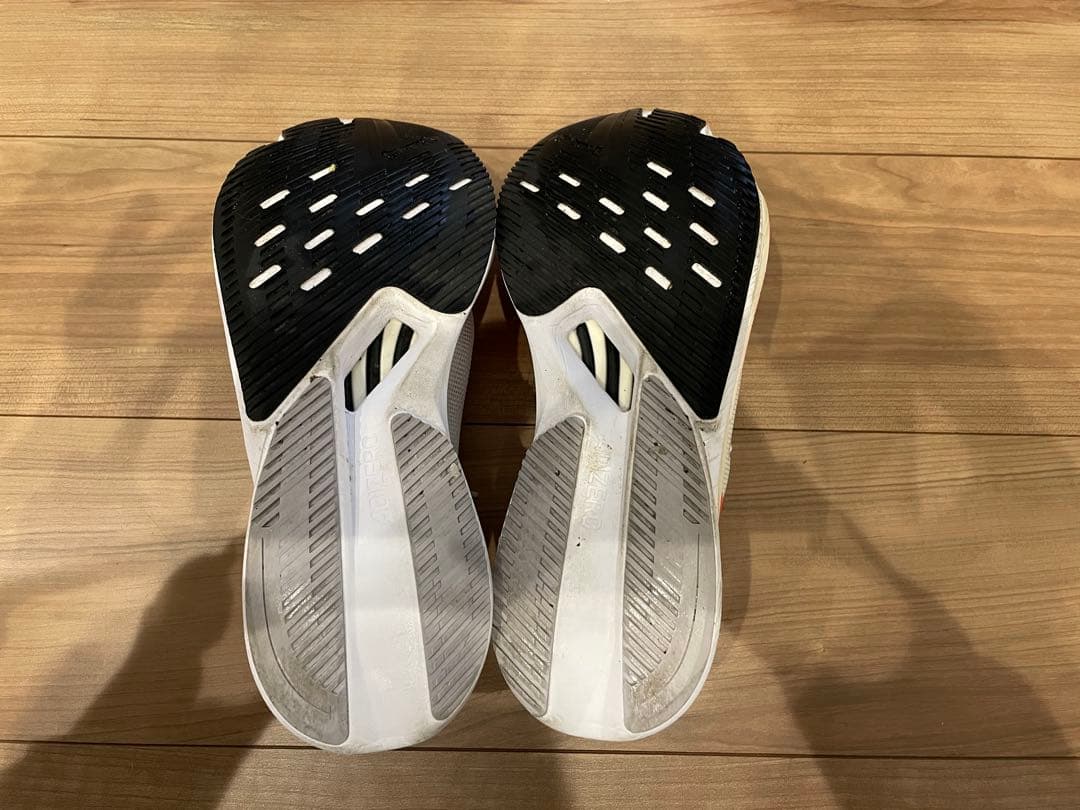 ADIZERO Boston12 27センチ