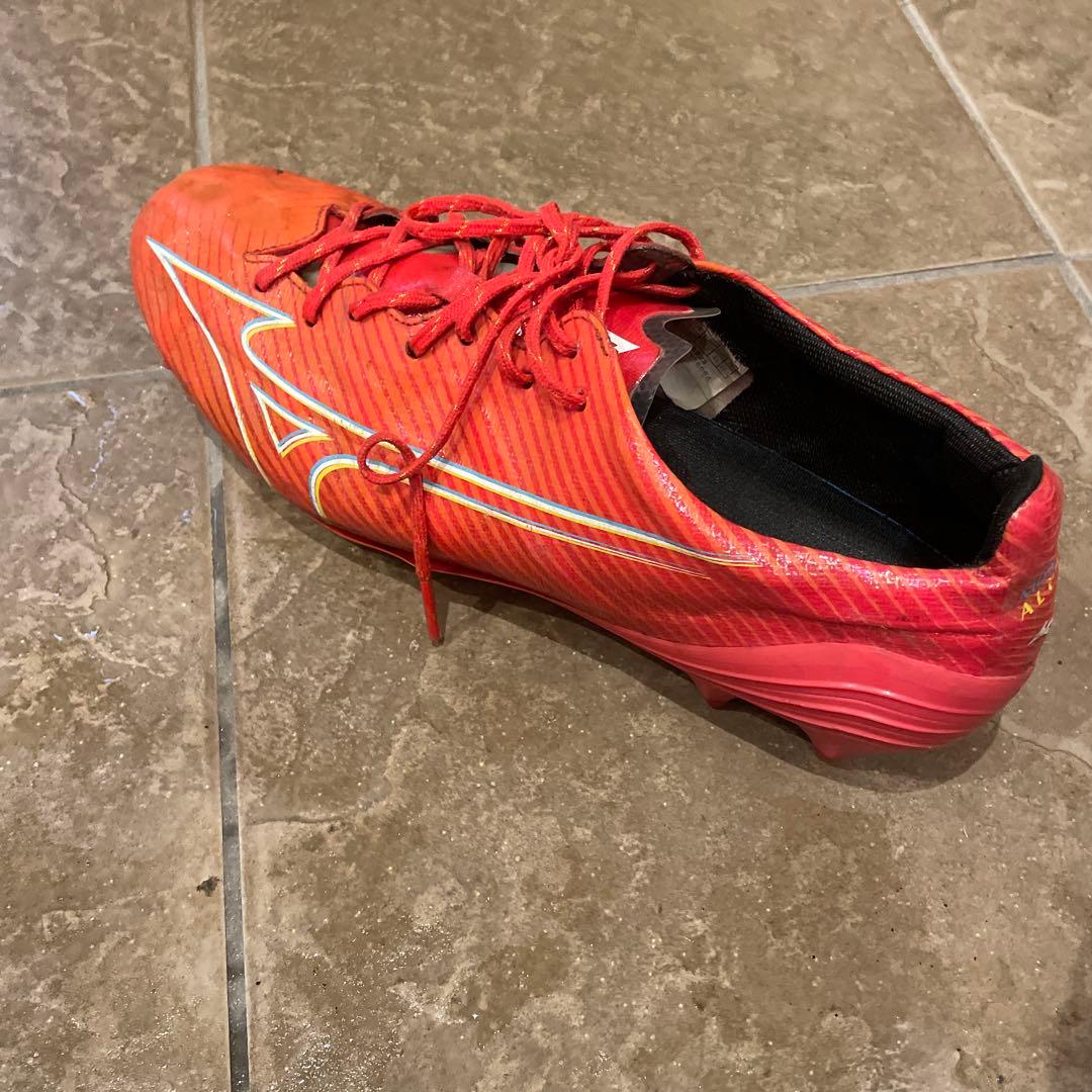 Mizuno Alpha サッカースパイクJapan 10000¥ スタート
