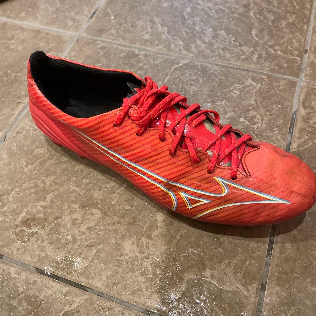 Mizuno Alpha サッカースパイクJapan 10000¥ スタート