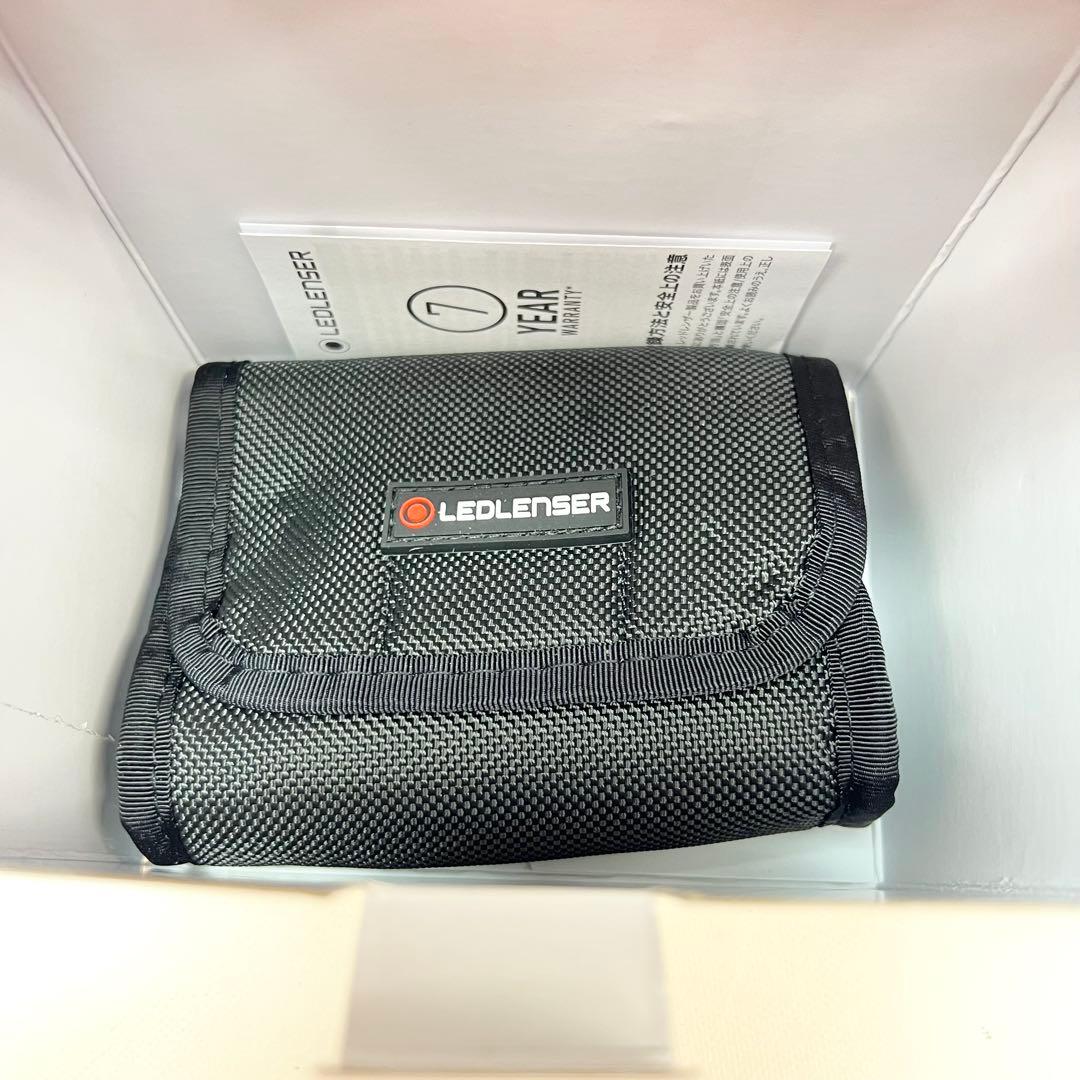 ☆□【未使用】　LEDLENSER H8R SE ヘッドランプ レッドレンザー