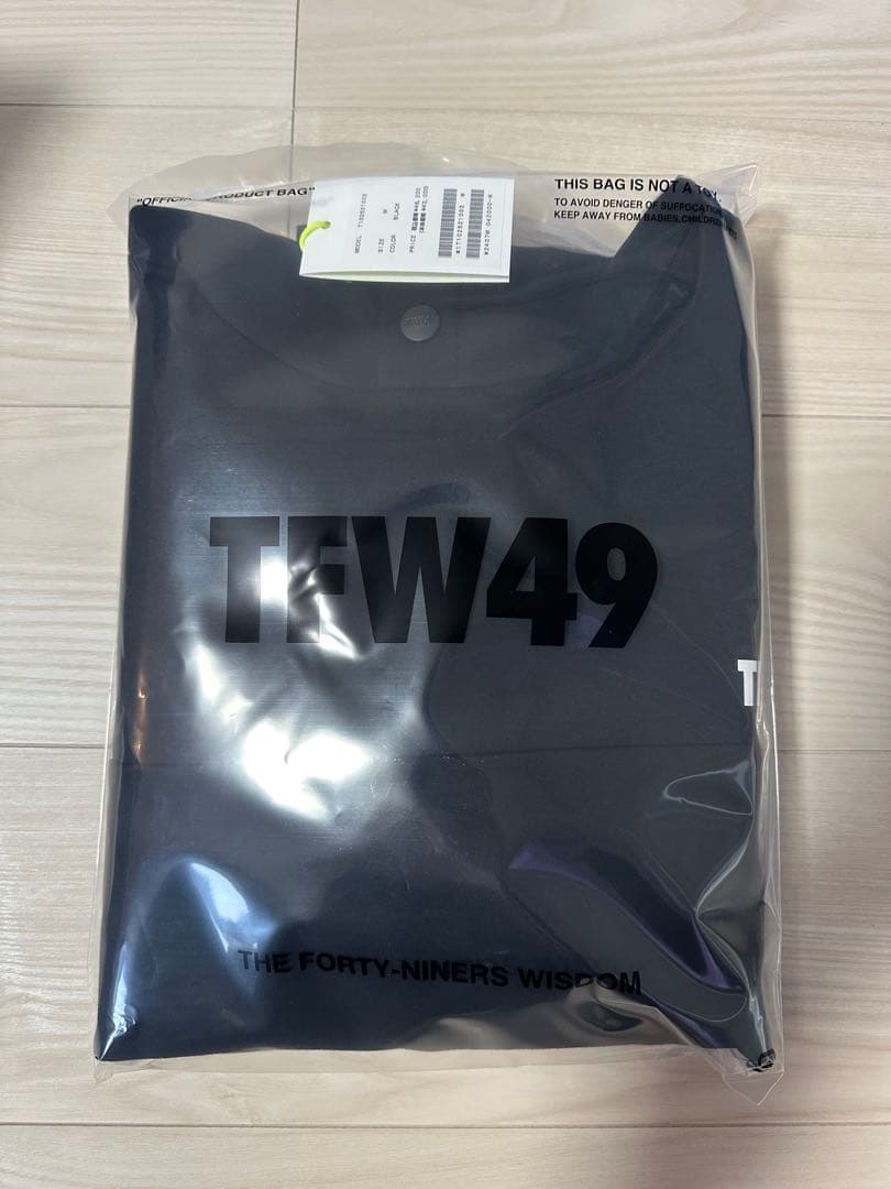 メンズウェア TFW49 Roppongi CARDBOAD MATERIAL HOODIE