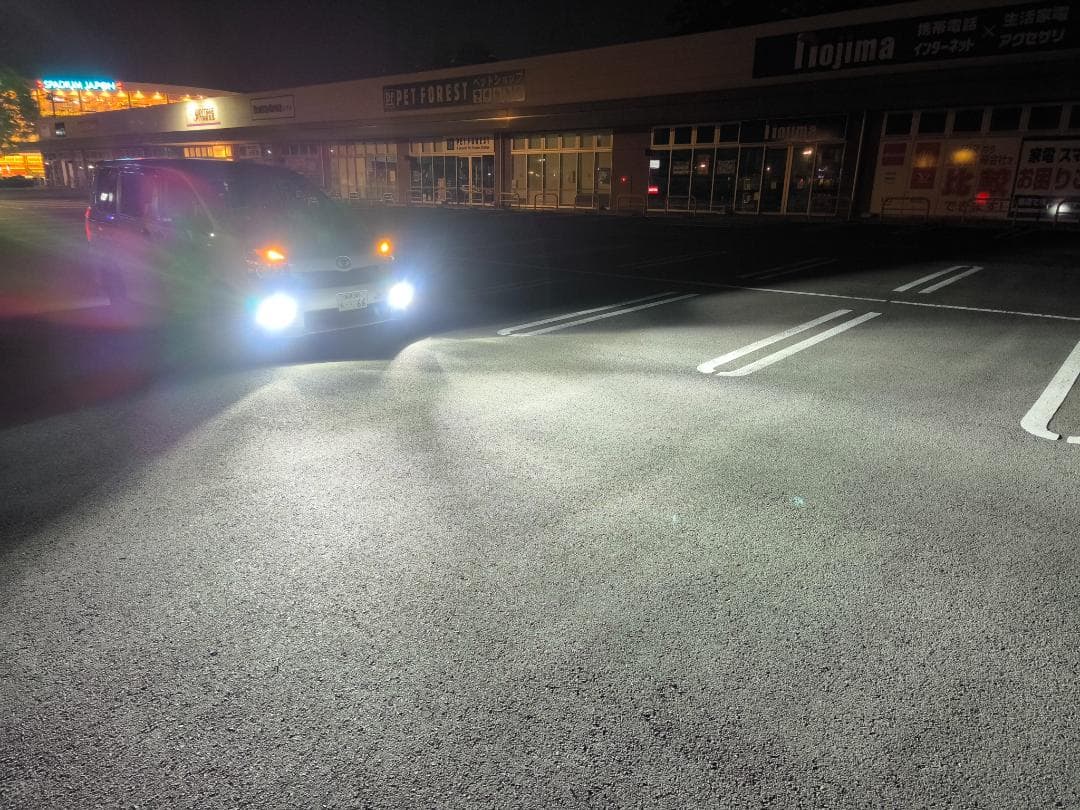 18LED　宇宙一明るいLEDバルブ　T10プレゼント　暗ければ返金　D2D4