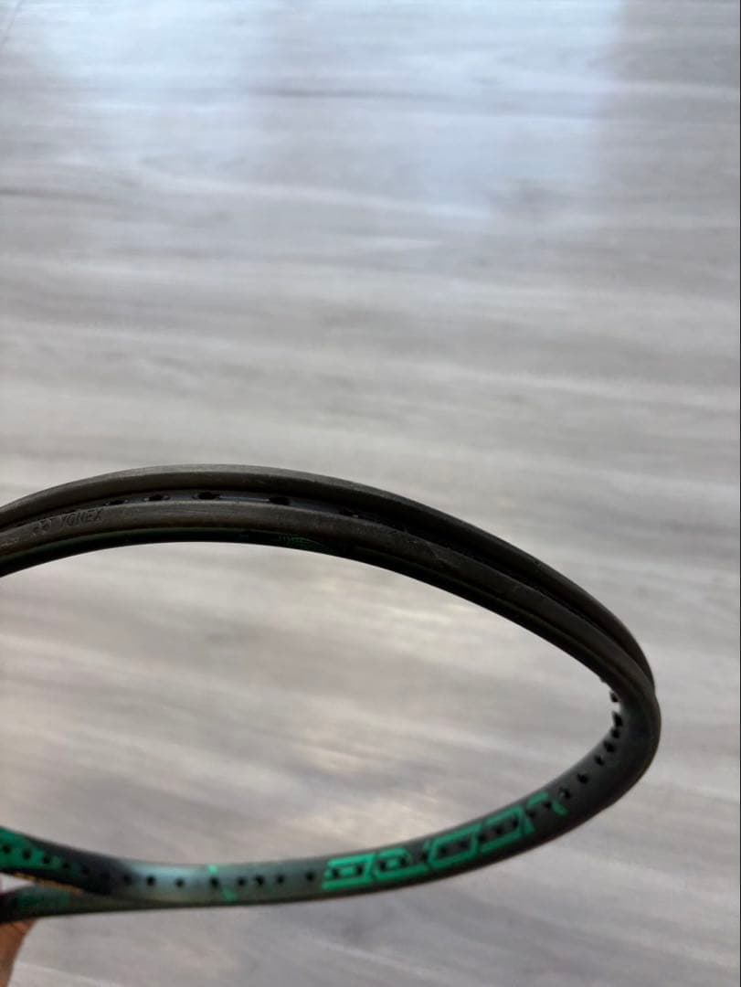 YONEX Vコアプロ