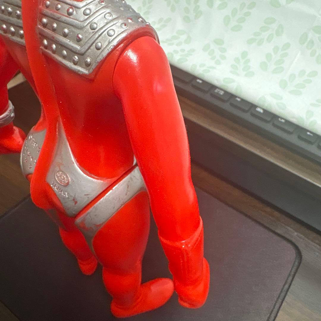 ウルトラマンタロウ