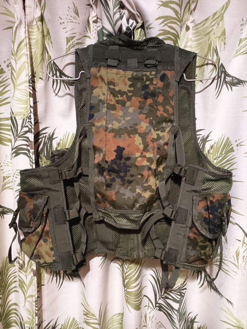 ドイツ軍 タクティカルベスト mil-tec製 サバゲー