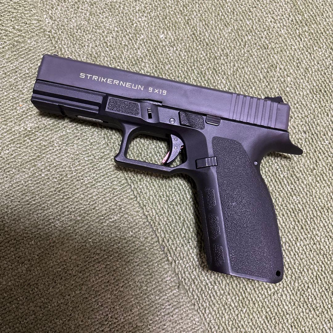 Carbon8製 STRIKERNEUN9 Co2 ガスガン ストライカー9