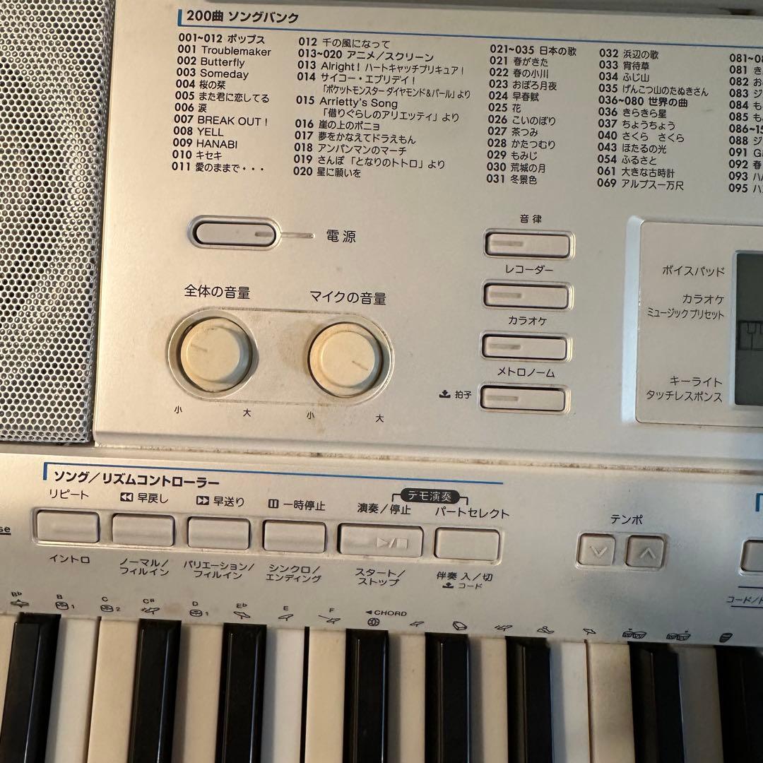 CASIO カシオ　電子ピアノ　電子キーボード　LK-208