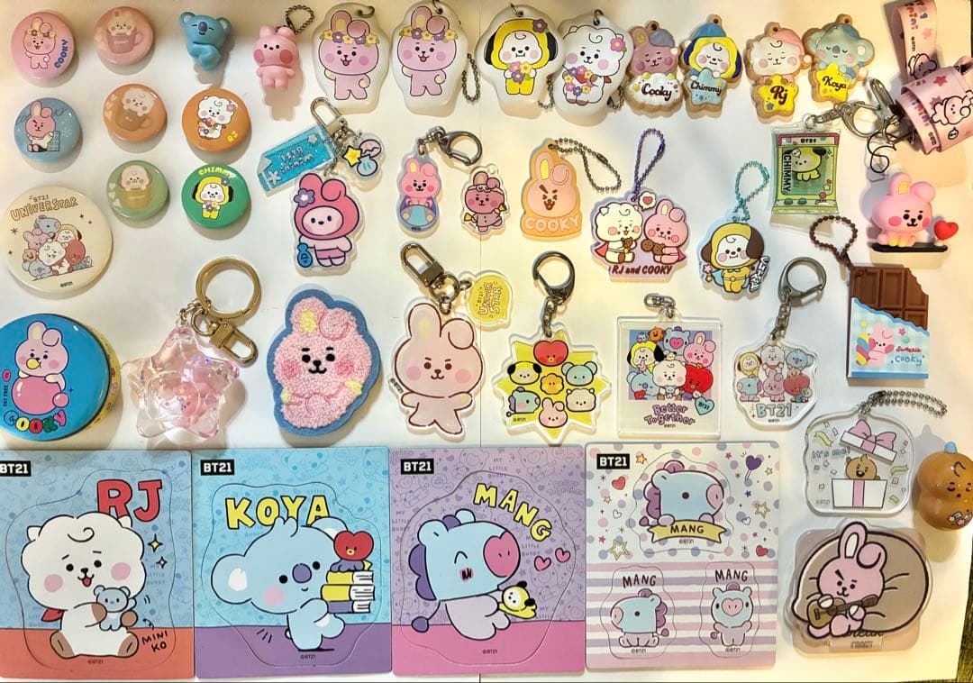 BT21 キーホルダー チャーム マグネット アクスタ　グッズ　まとめ売り