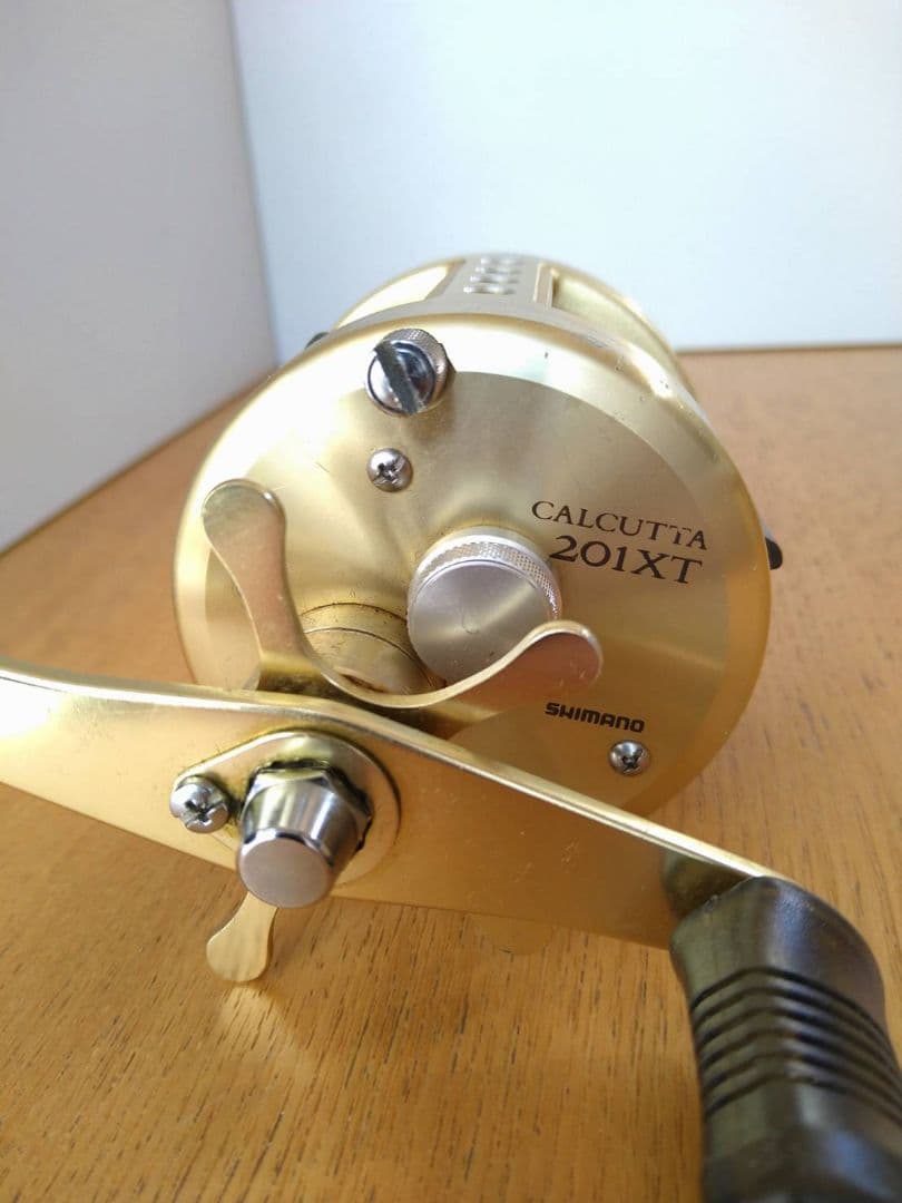 SHIMANO CALCUTTA 201XT ベイトリール・左ハンドル