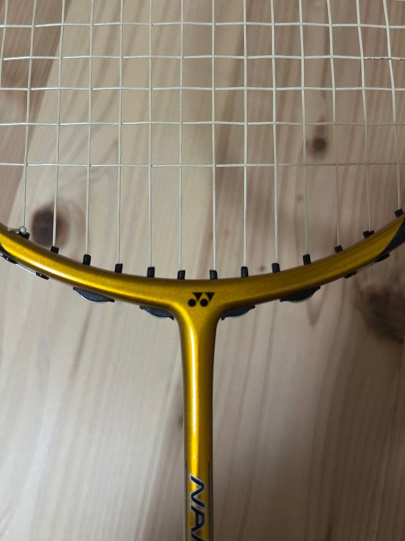 美品YONEX ヨネックスNANOSPEEDナノスピード8000後期廃盤