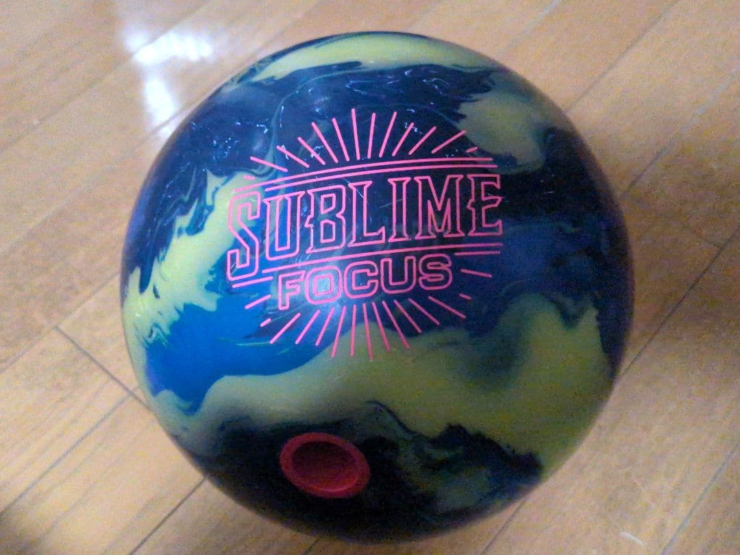 極美品〜Sublime Focus ボウリングボール 14 lbs 2 oz
