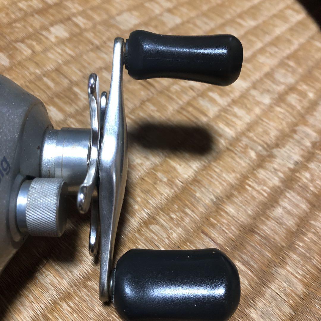 シマノ　メタニウムMG 右ハンドル　ライン付き　付属品無し