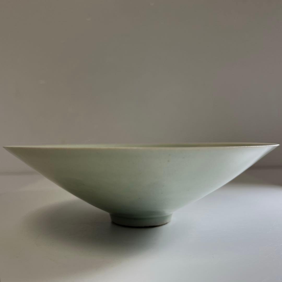 中国清朝時代　陽刻鳳凰文影青鉢　木箱　20.2㎝　東Y7-0702⭐︎2Fトコエサ