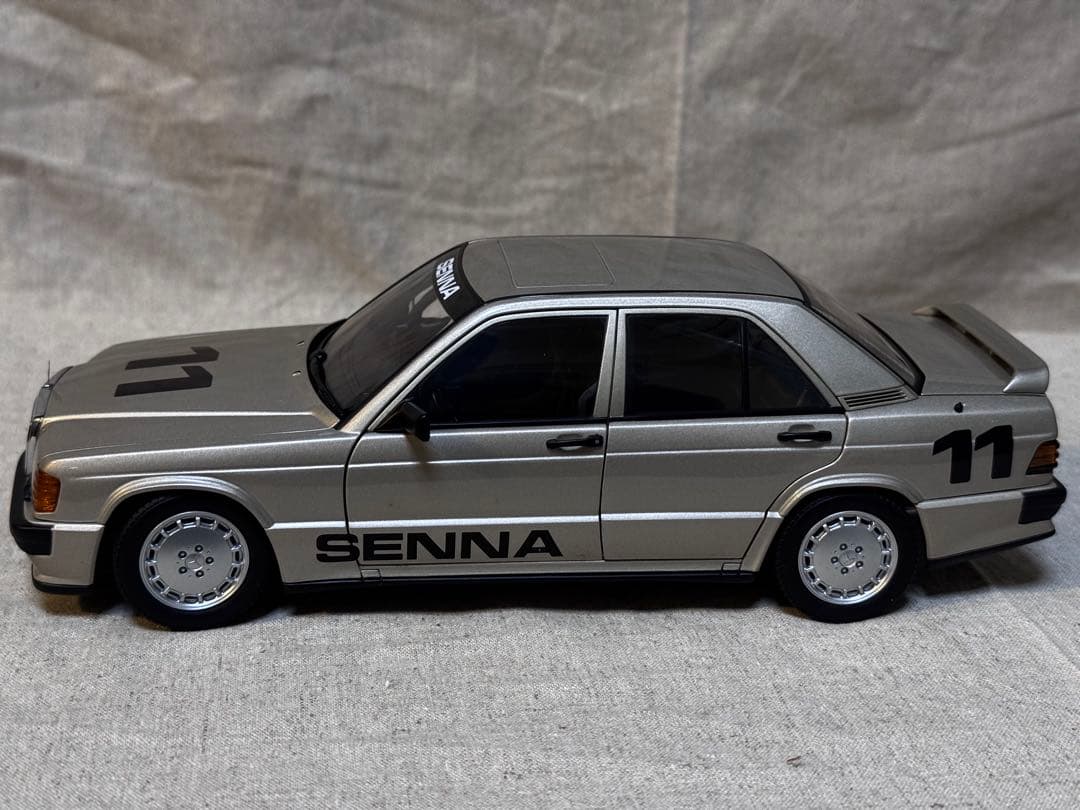 ミニカー Mercedes-Benz 190 E 2.3-16 1984 Winner