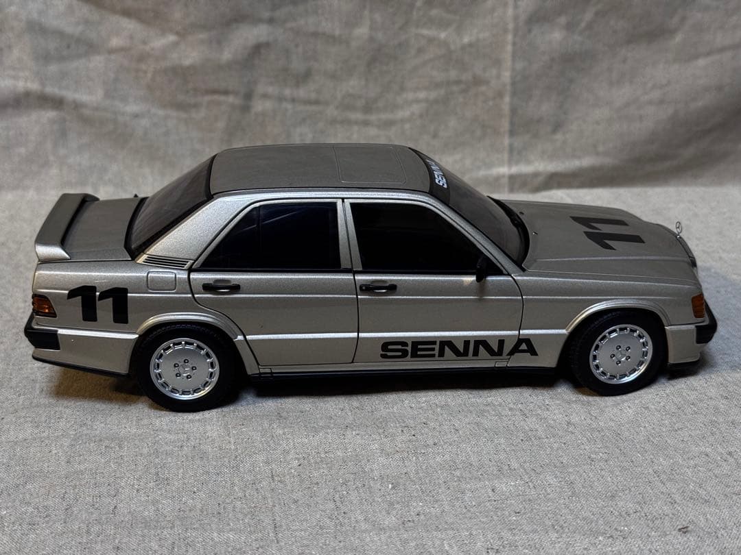 ミニカー Mercedes-Benz 190 E 2.3-16 1984 Winner