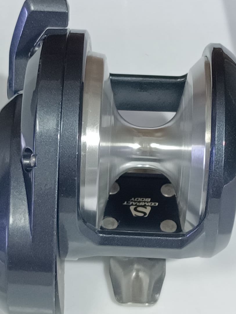 シマノ TORIUM 2000HG トリウム