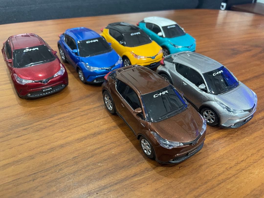 C-HR ミニカーセット 6色 【非売品】