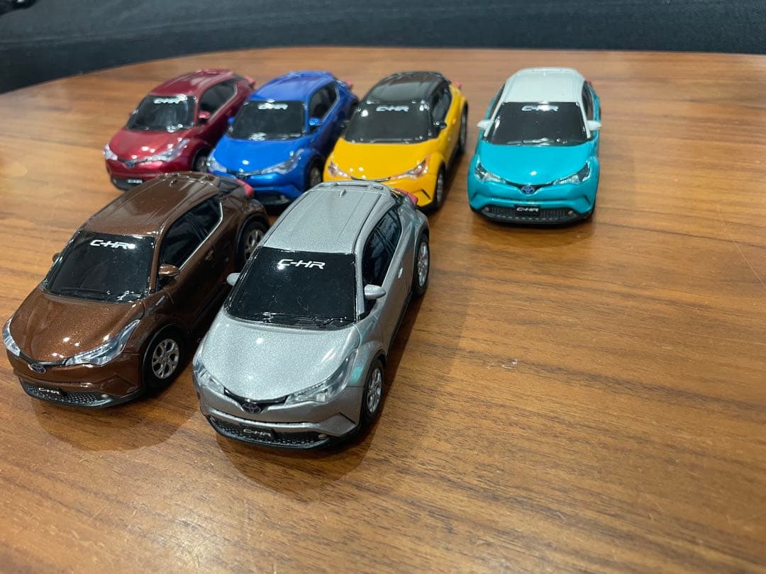 C-HR ミニカーセット 6色 【非売品】