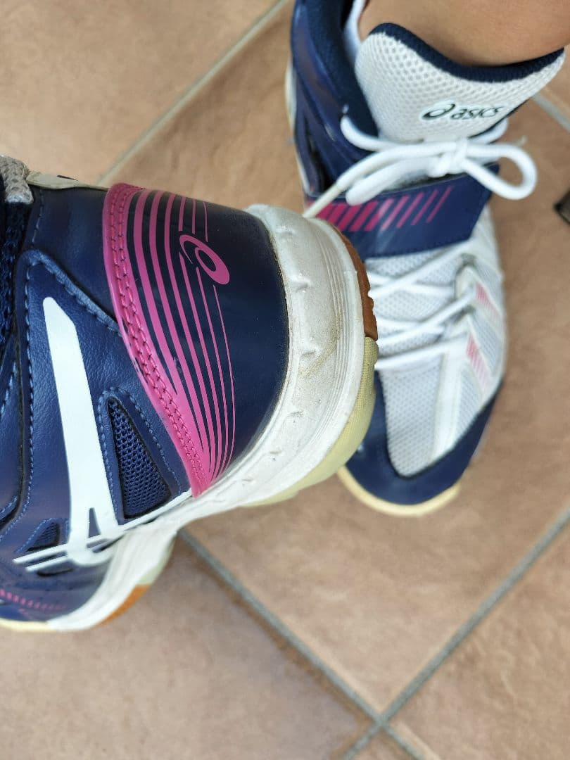 ASICS バレーボールシューズ 23cm　アシックス