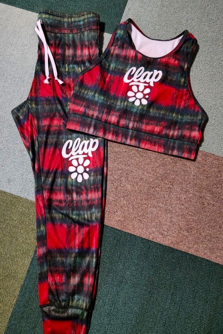 clap クラップ　クリスマス　ウィンターチェッククロップドパンツ　フィットネス