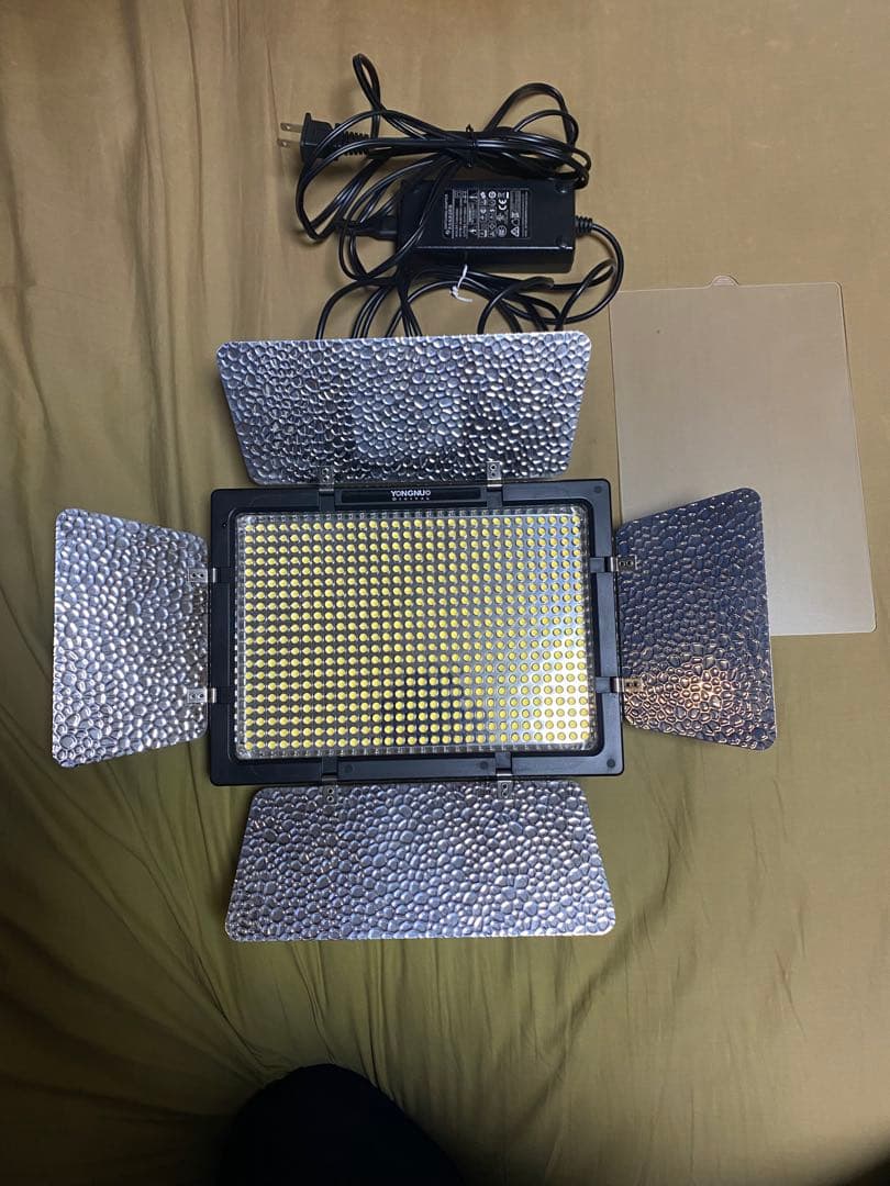 YONGNU製 600球 LED 撮影用ライト