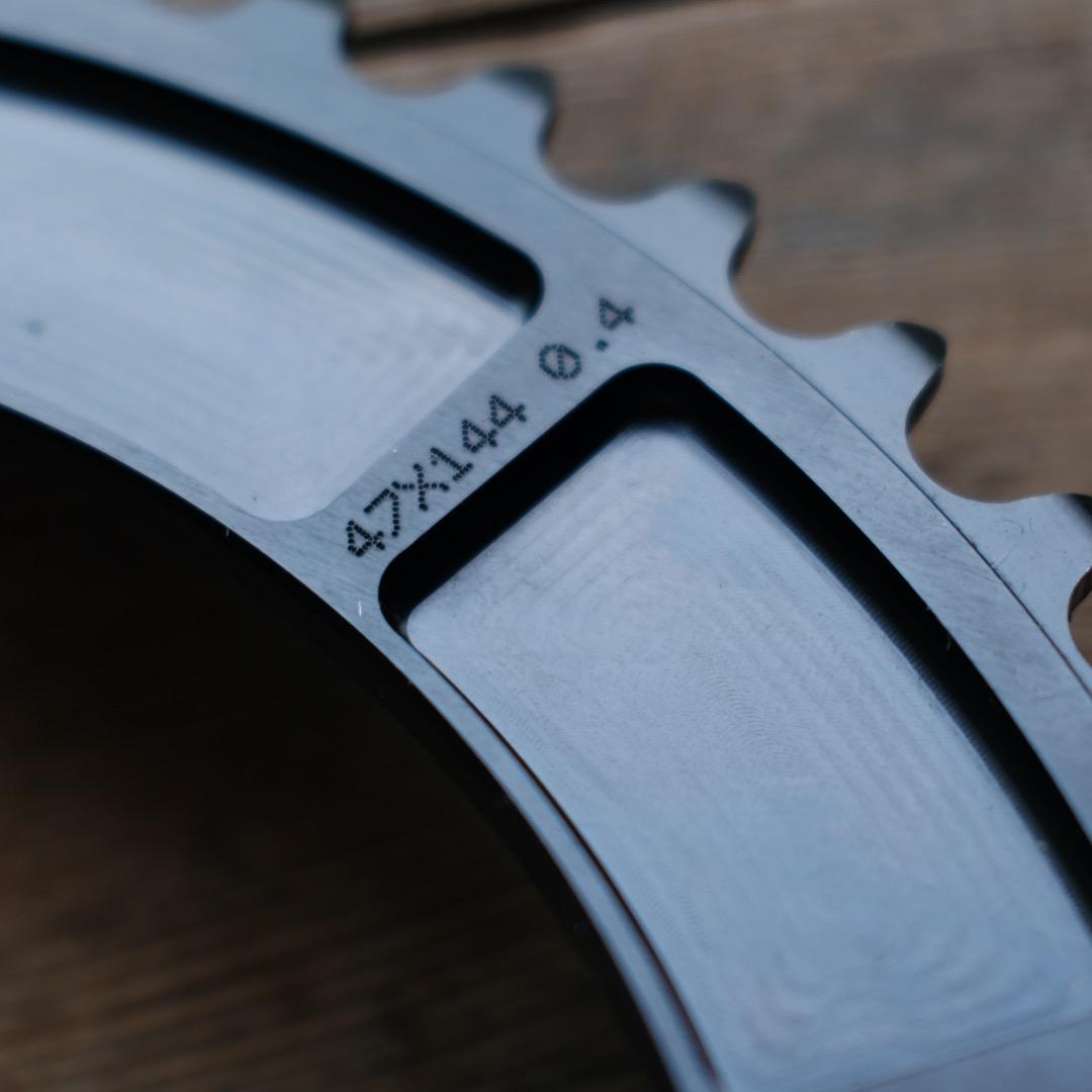 ROTOR noQ 47T チェーンリング 144BCD　トラック