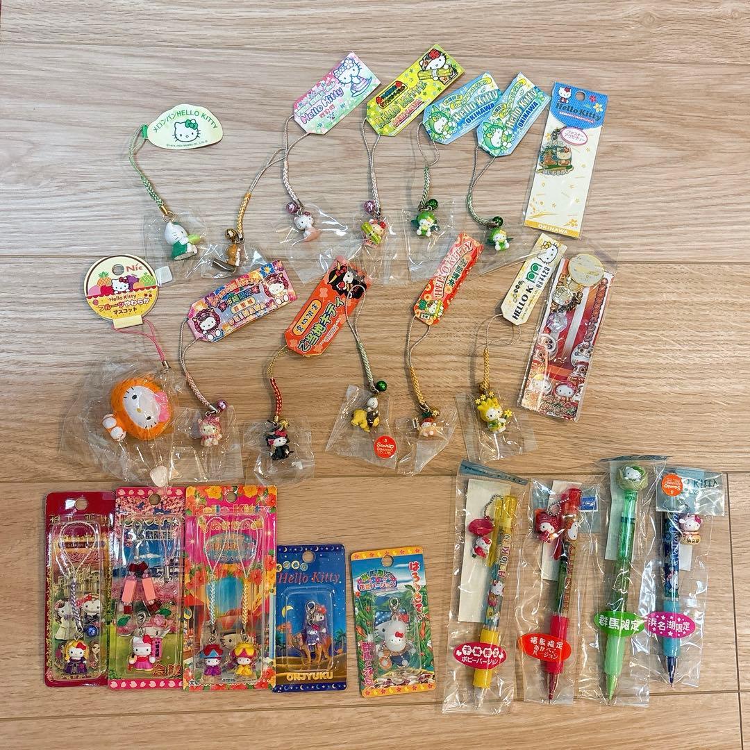 希少！　ご当地キティ　40点以上まとめ売り　ストラップ　ボールペン