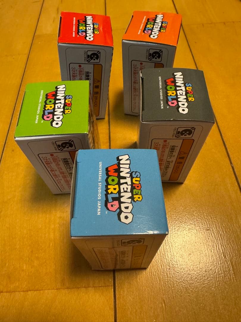 ユニバーサル　USJ スーパーマリオ　トミカ　5点セット