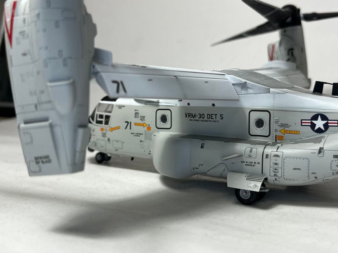 ハセガワ　1/72 CMV-22B （完成品）