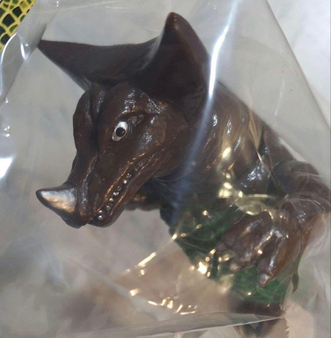 サンガッツ本舗 ウルトラファイト ゴモラ 円谷怪獣総進撃 ソフビ 未開封