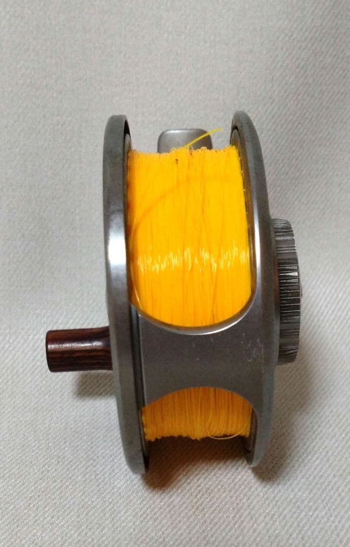 SHIMANO　シマノ　 鱗夕彩 　　Esplaty　 エスプラティ 67