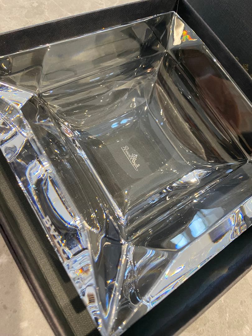 新品に近い美品BVLGARI クリスタルトレイ ブルガリ灰皿小物入れレア商品