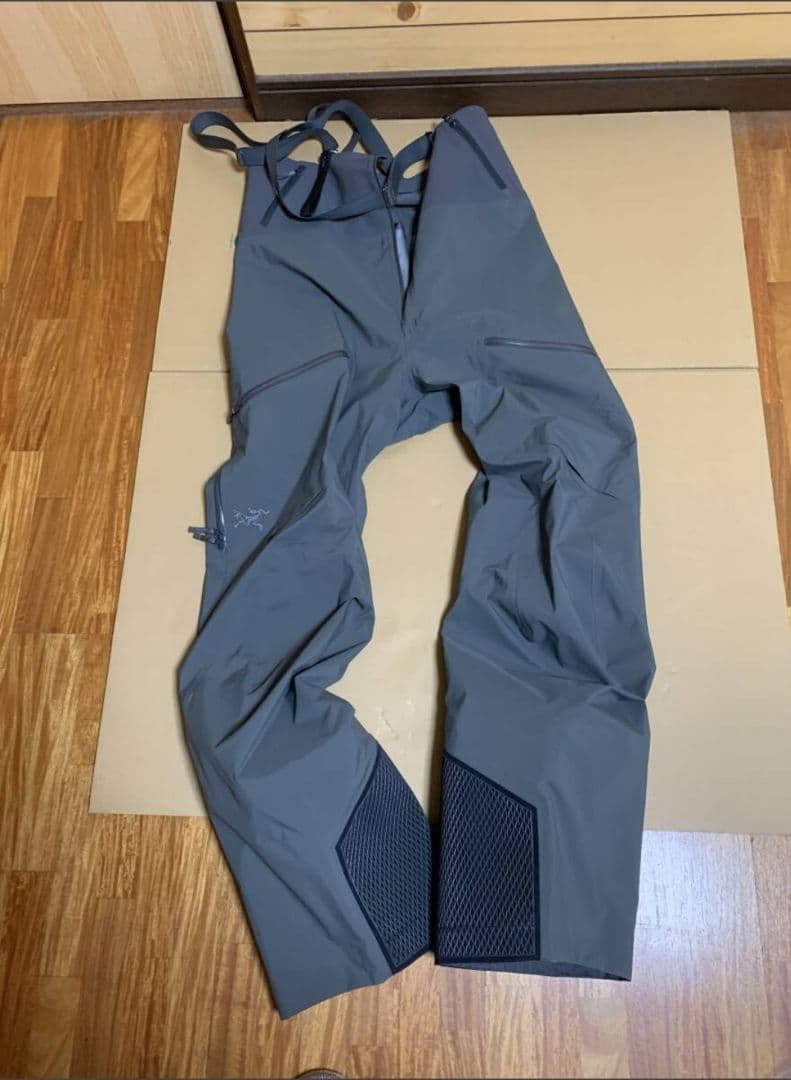 BIRDAIDあり）ARC'TERYX Rush　BIB セイバービブパンツ