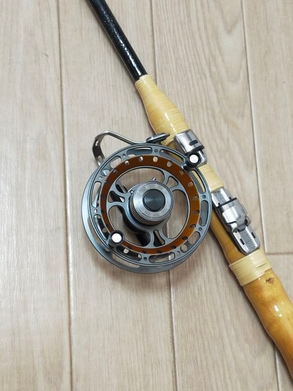 蓮でーす(^^)様落とし込みヘチ前打ち　軟調カスタムロッドSPUL36専用リール
