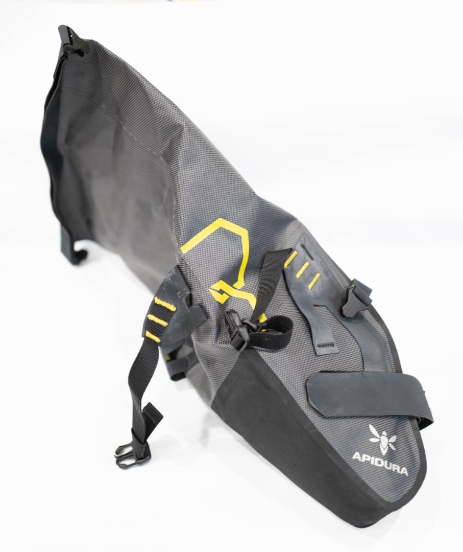 DRYサドルパック／9L／APIDURA