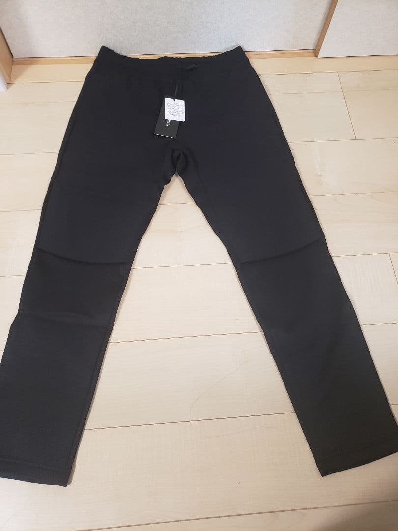 新品 リュクスエイケイエムプラス ゴルフパンツメンズ Mサイズ